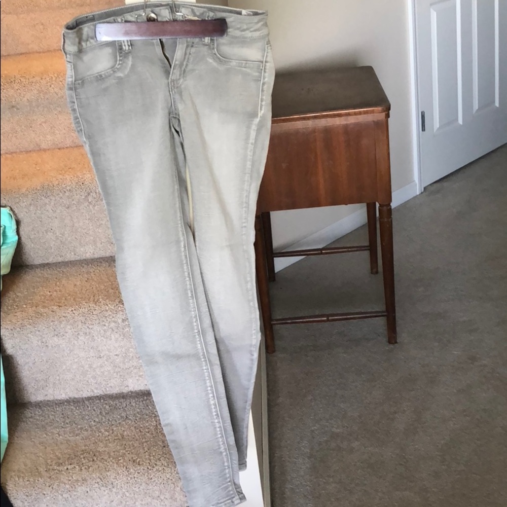 Gray AE jeggings